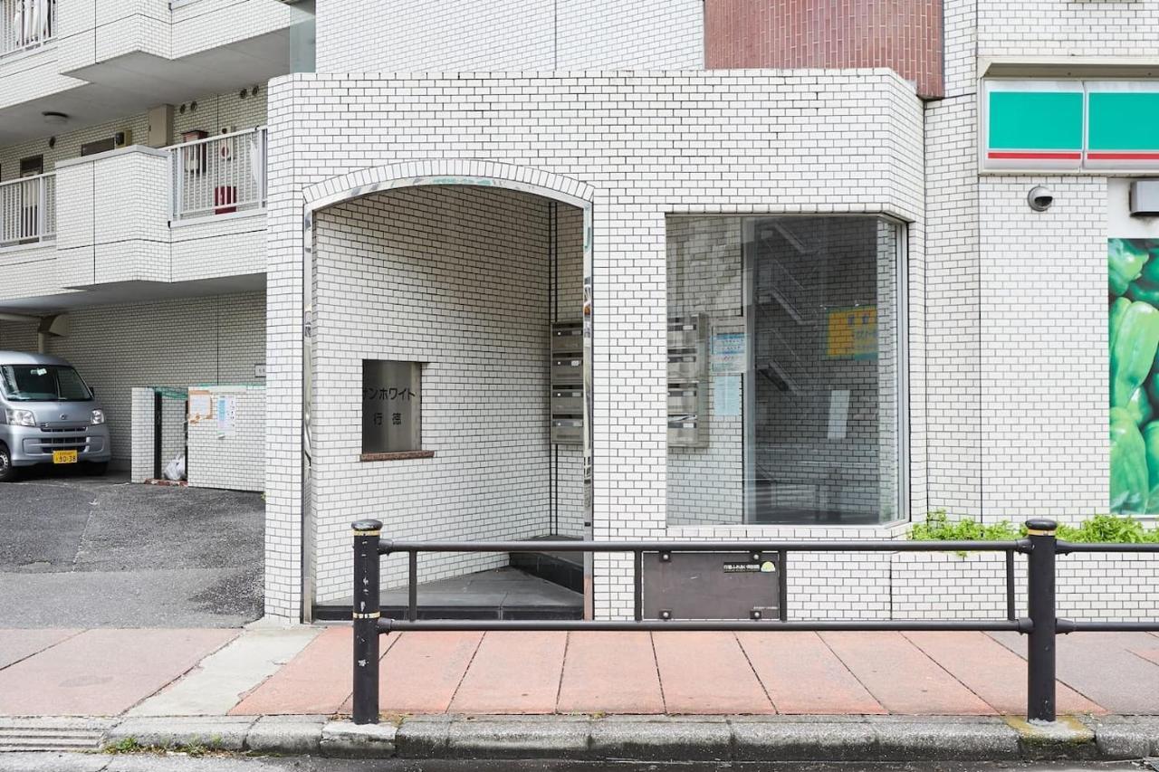 Sun White Gyoutoku 303 Tokyo Exterior photo